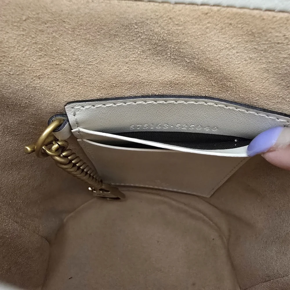 Gucci GG Marmont Bucket Bag - Picture 9 of 12